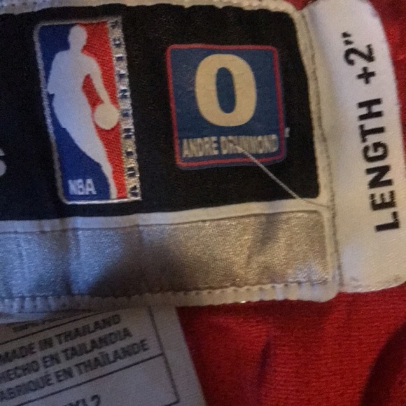 Andre Drummond Game worn Detroit Pistons Alt Silver NBA Shorts Adidas 4xl - Picture 4 of 6